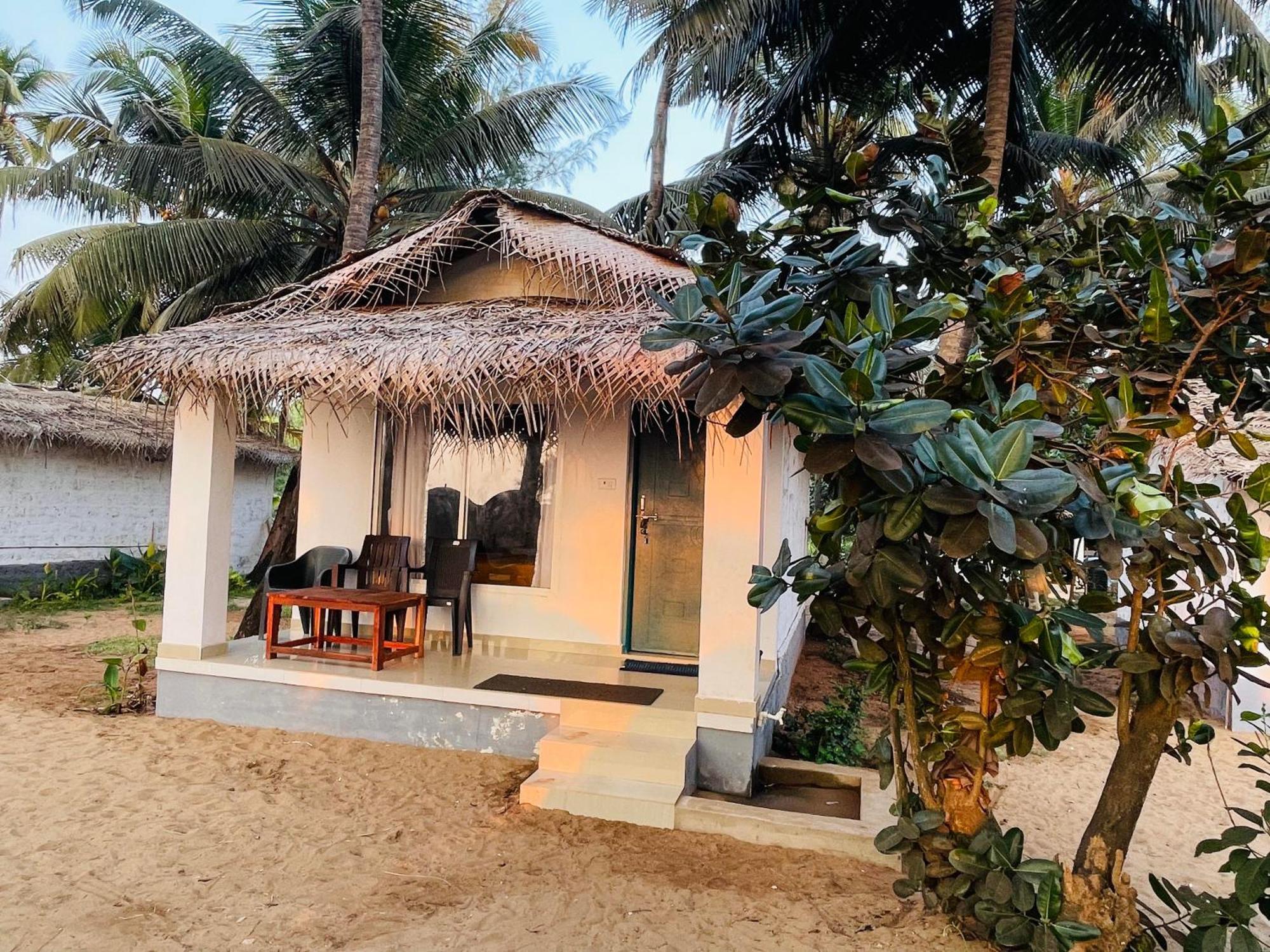 The Meraki Beach Resort Gokarna מראה חיצוני תמונה